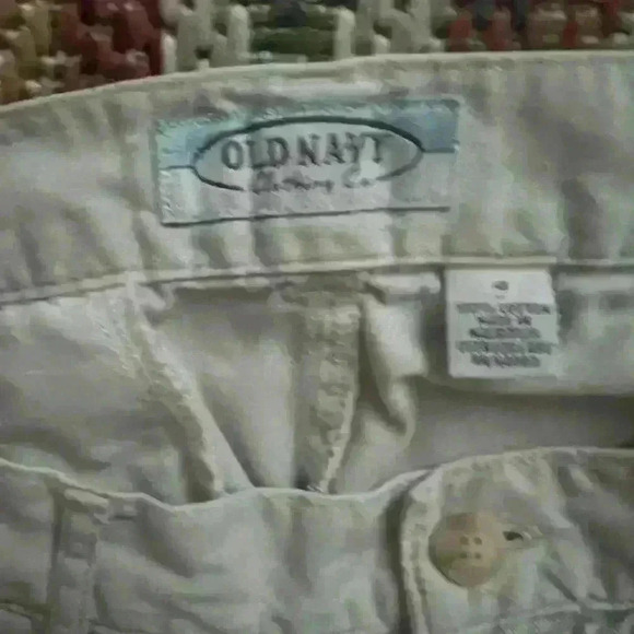 Super cute, high-waisted  MOM shorts from 90s MOM - Picture 2 of 3